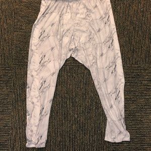 White marble rue21 leggings